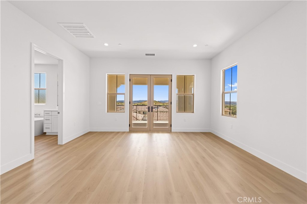 118 Sunnybank