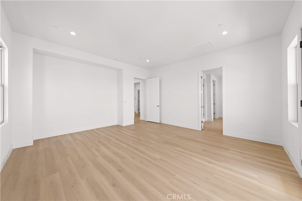 118 Sunnybank