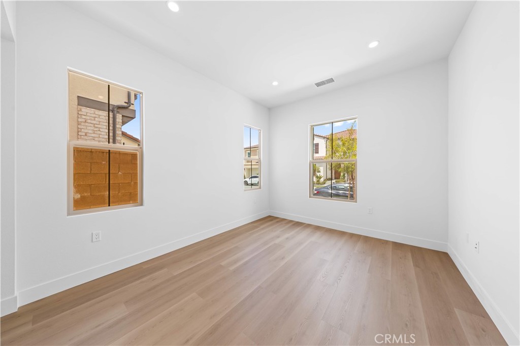 118 Sunnybank