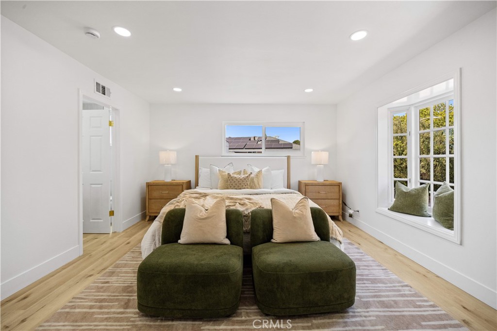 1908 Brentwood