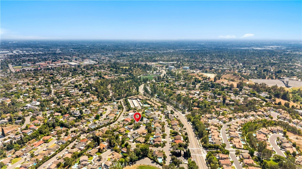 1908 Brentwood