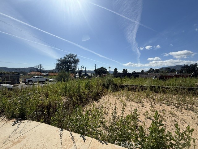 35 W Mariposa