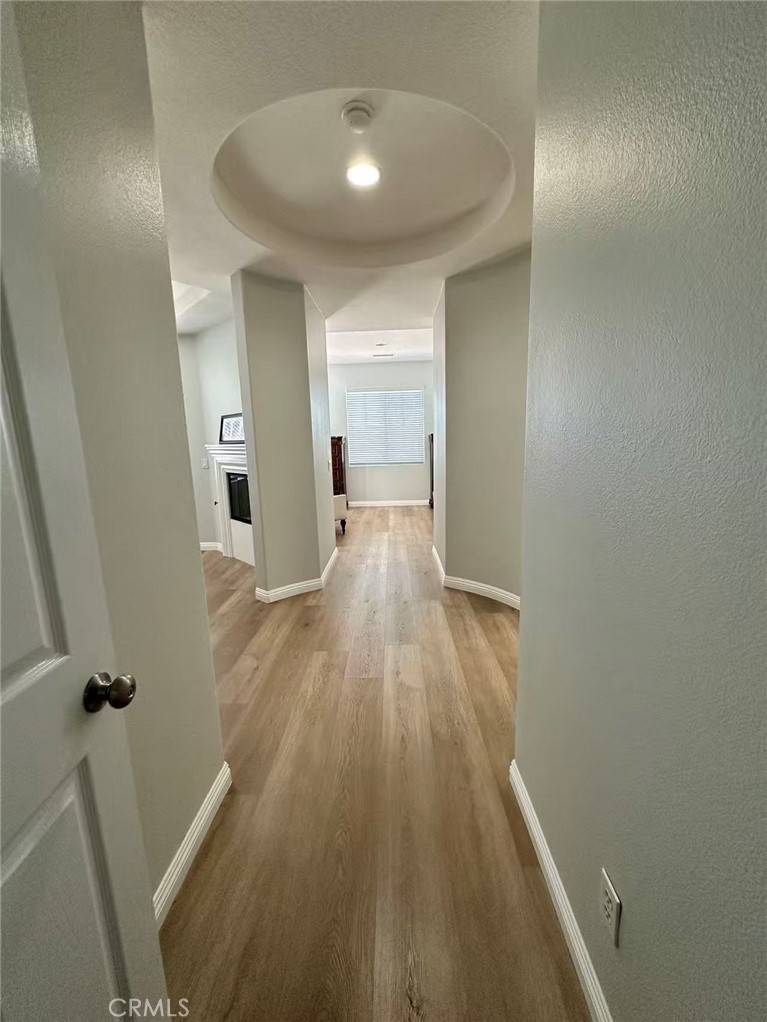 22276 Silverpointe