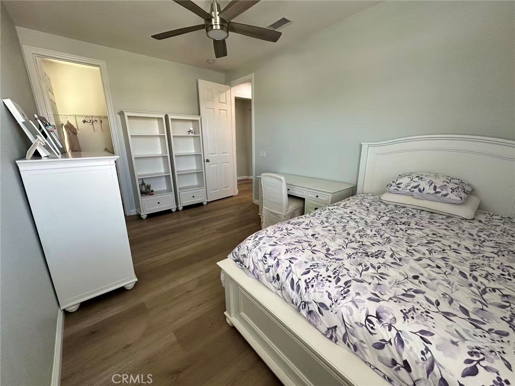 22276 Silverpointe