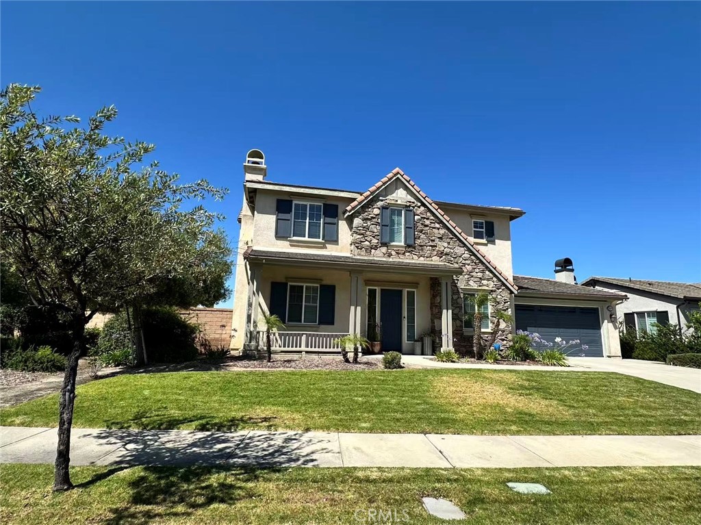 22276 Silverpointe