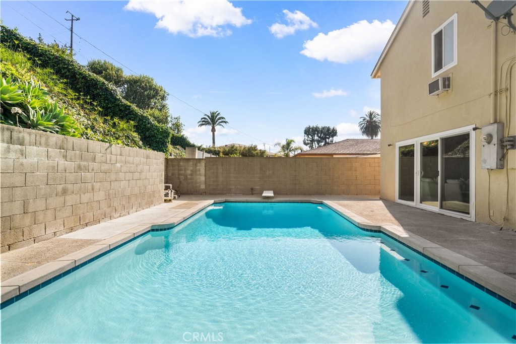 154 Ladera Street