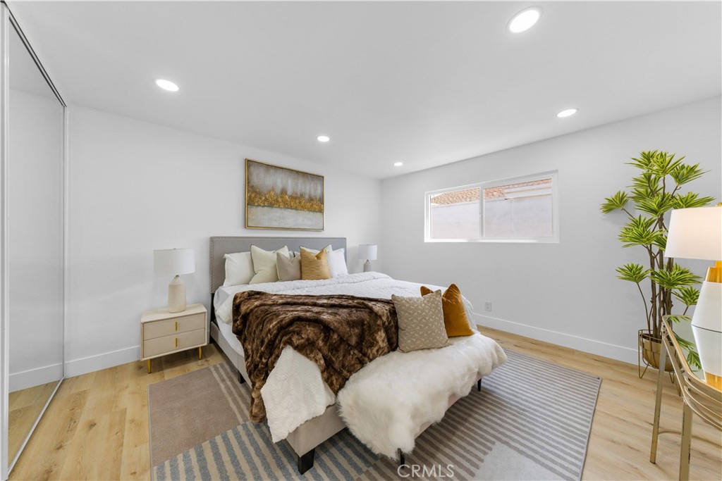 1232 Athens