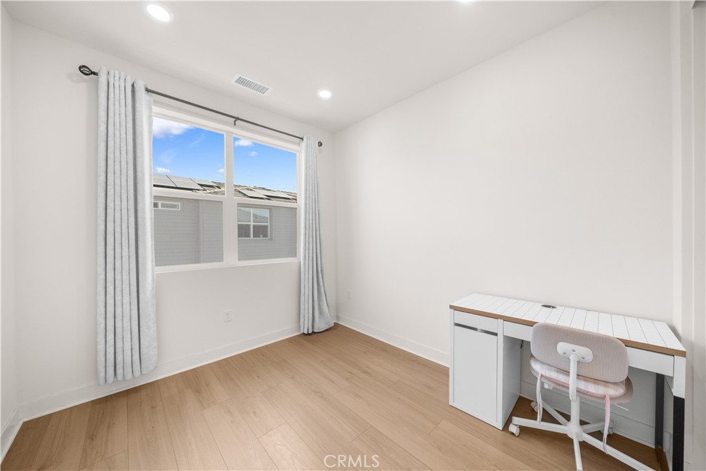 3516 E Indigo Privado