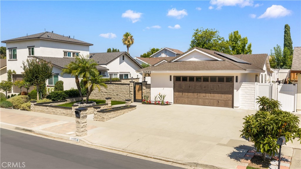 14592 Highcrest Cir.