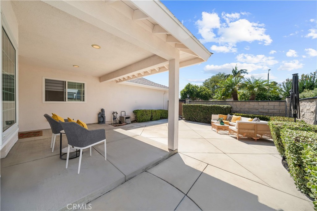 14592 Highcrest Cir.