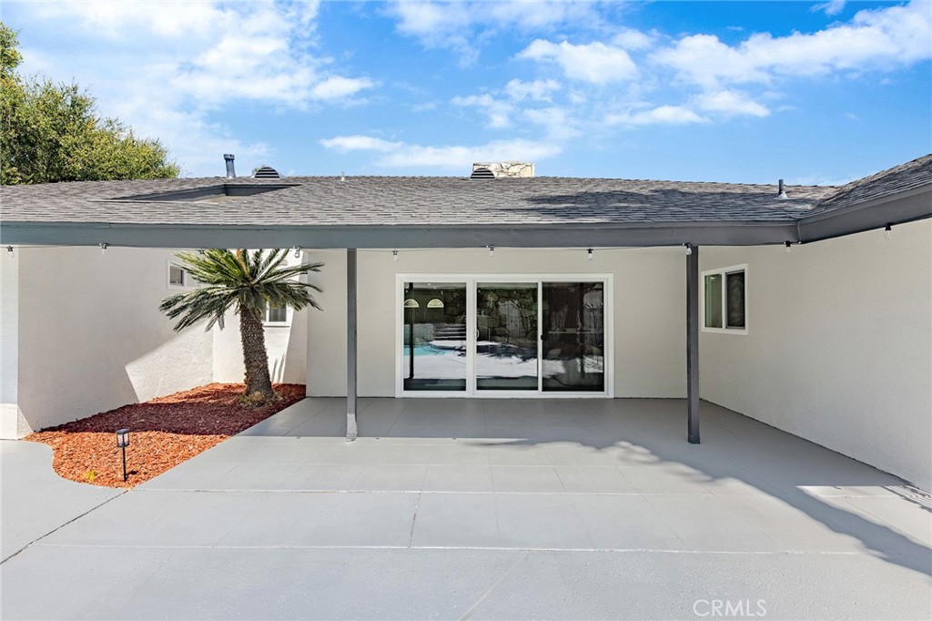 3300 E Whitebirch