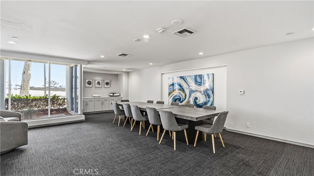 525 E Seaside Way 1105