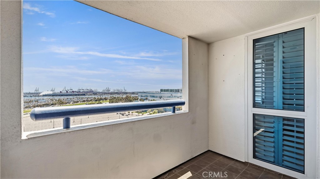 525 E Seaside Way 1105