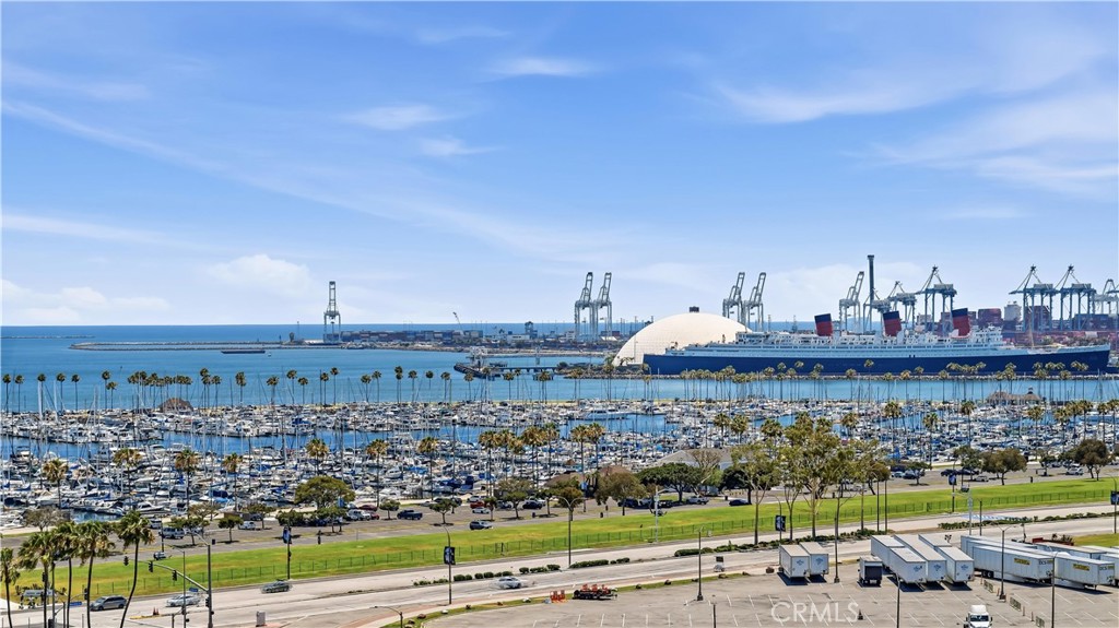 525 E Seaside Way 1105