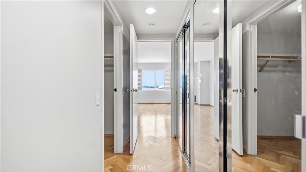 525 E Seaside Way 1105