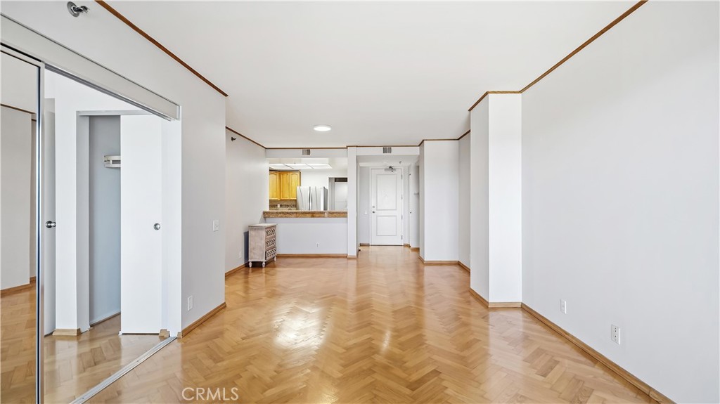 525 E Seaside Way 1105