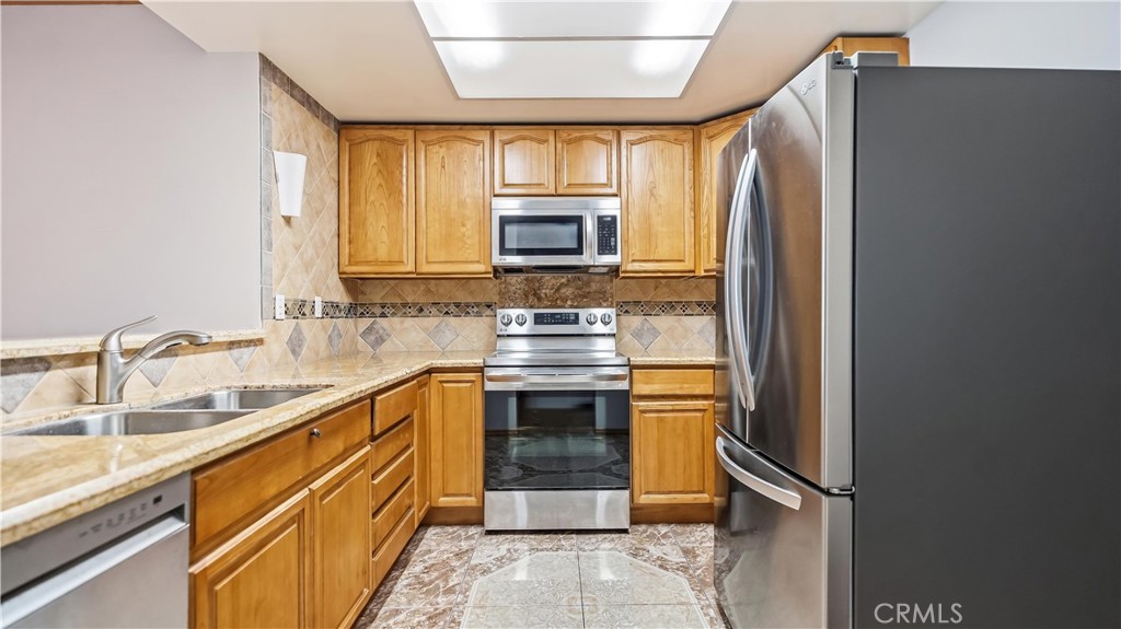 525 E Seaside Way 1105