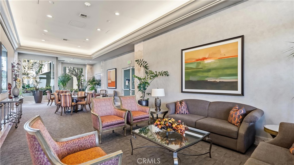 525 E Seaside Way 1105