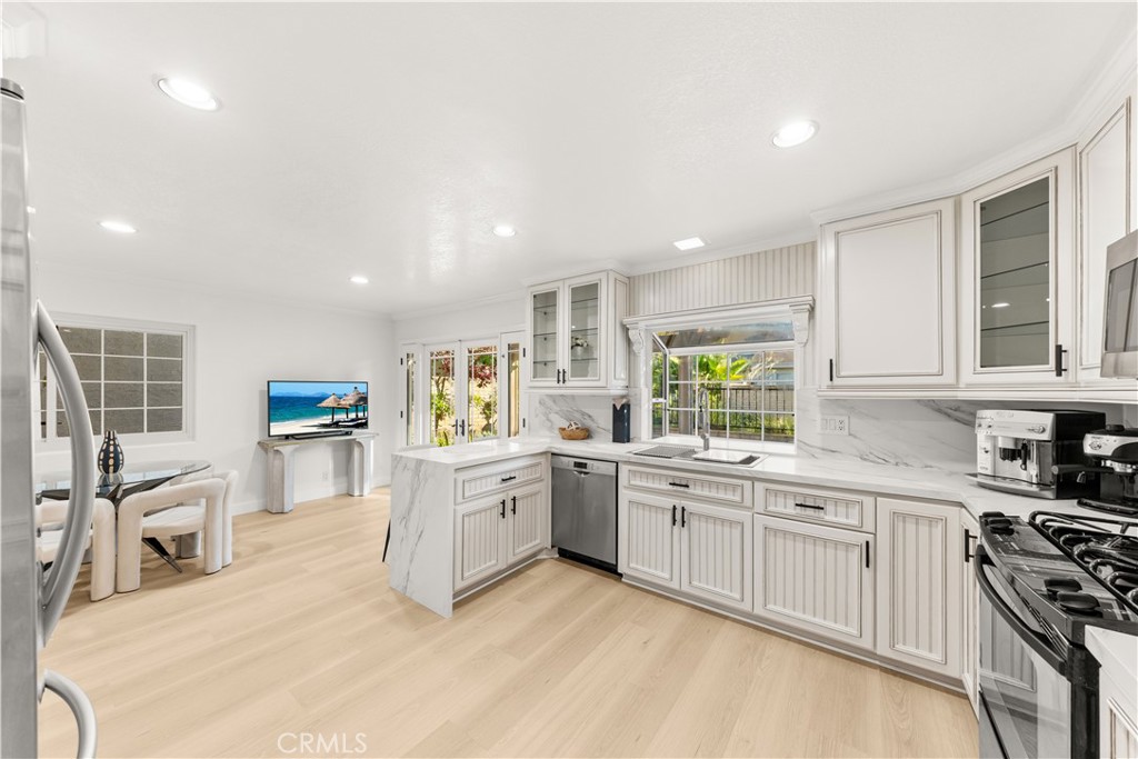 54 Willow Tree
