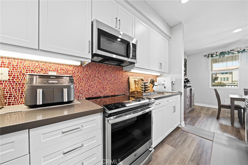601 W Foothill Blvd 71