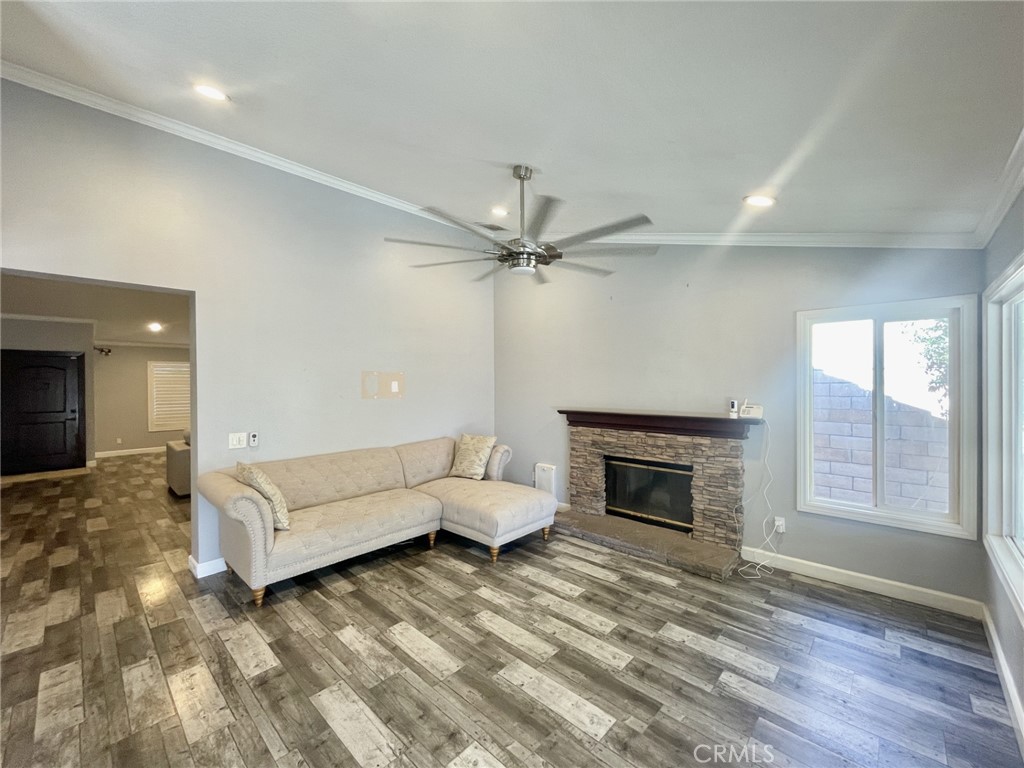 6345 Amherst Court