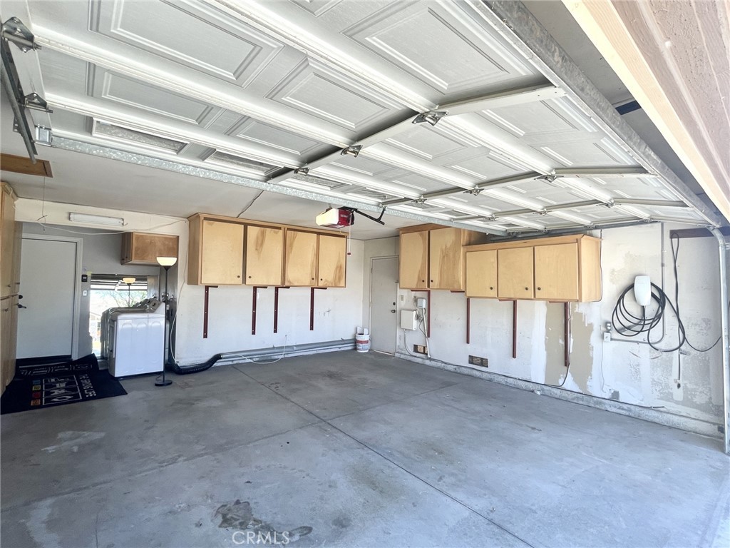 6345 Amherst Court