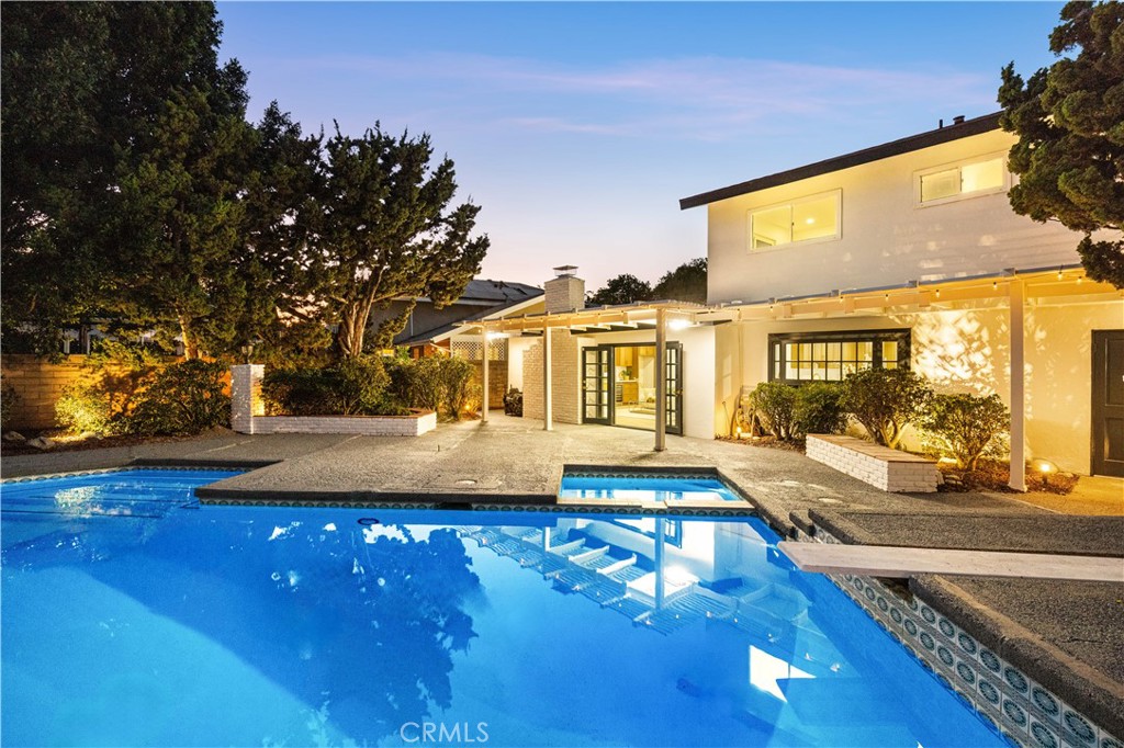 1908 Brentwood