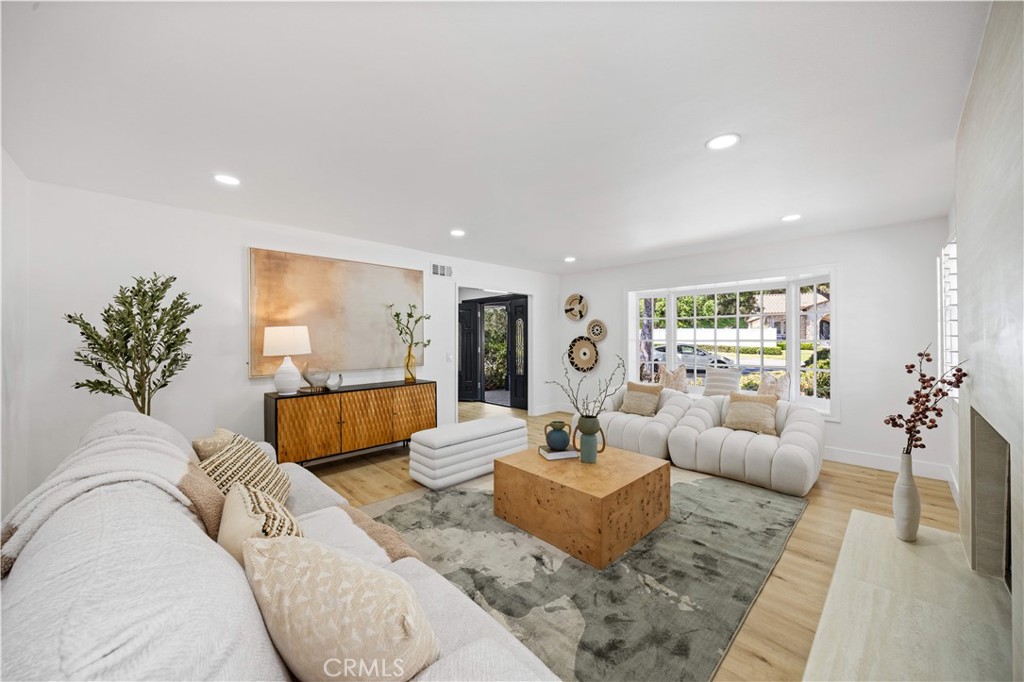 1908 Brentwood