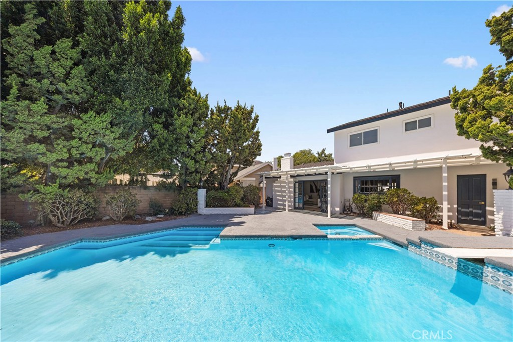 1908 Brentwood