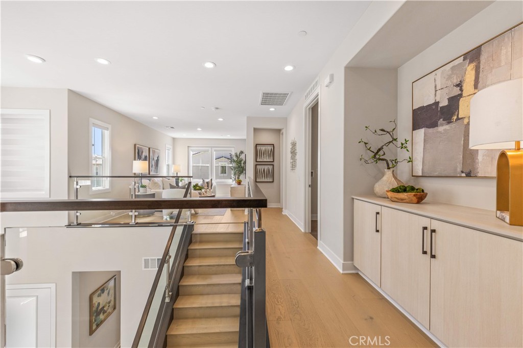 400 Riverbend