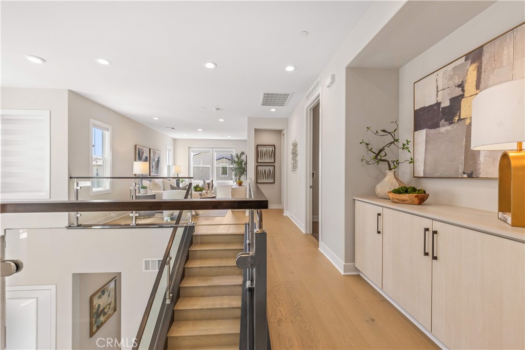 400 Riverbend