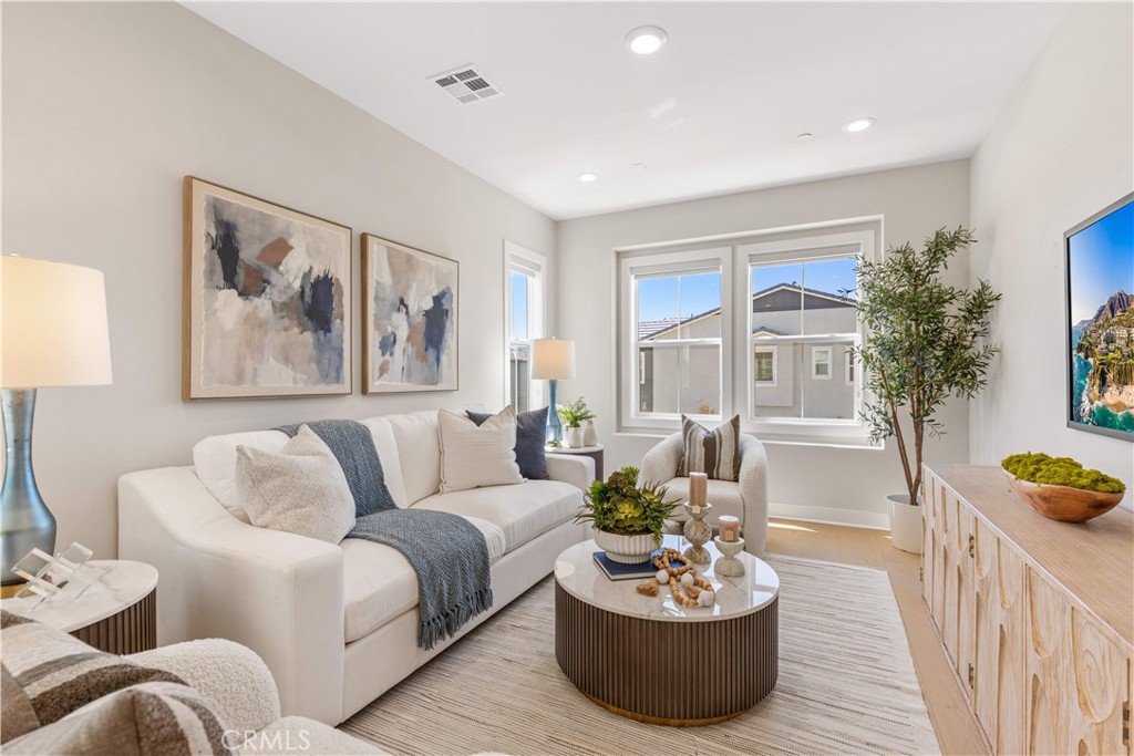 400 Riverbend