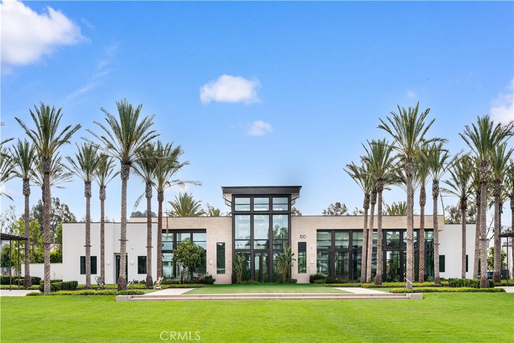 400 Riverbend