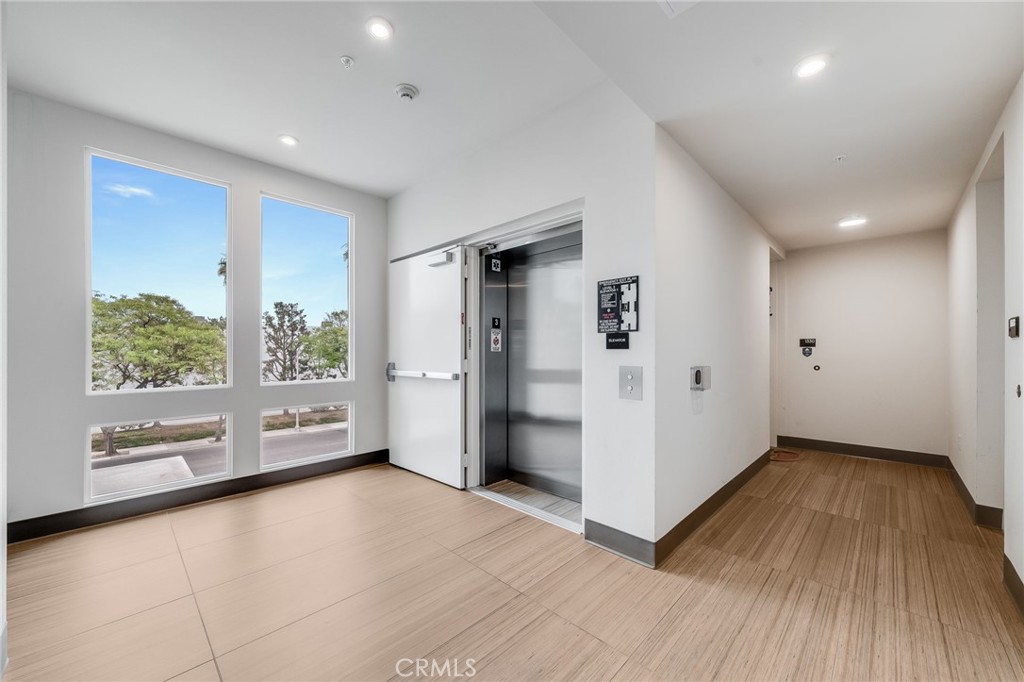 1338 S Urbana