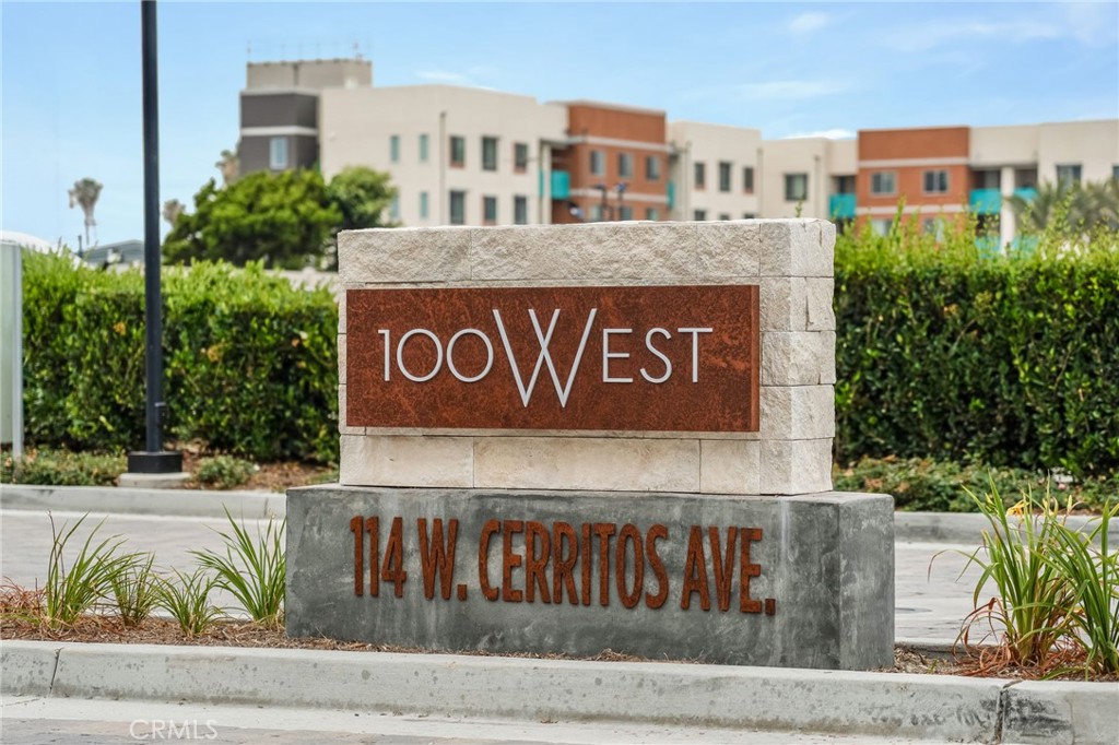 1338 S Urbana