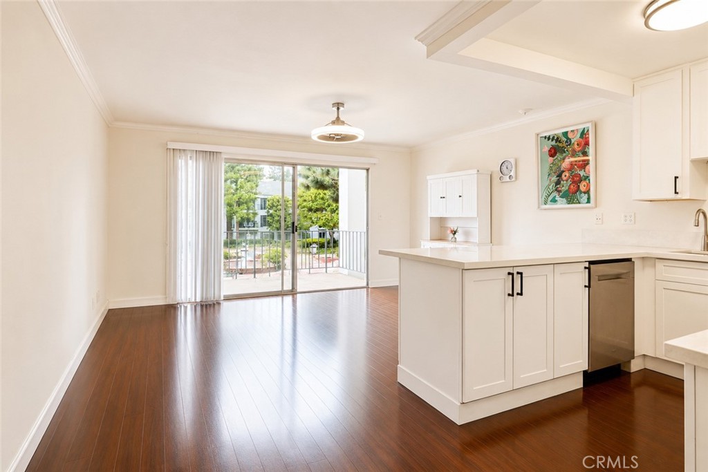 102 Scholz 243