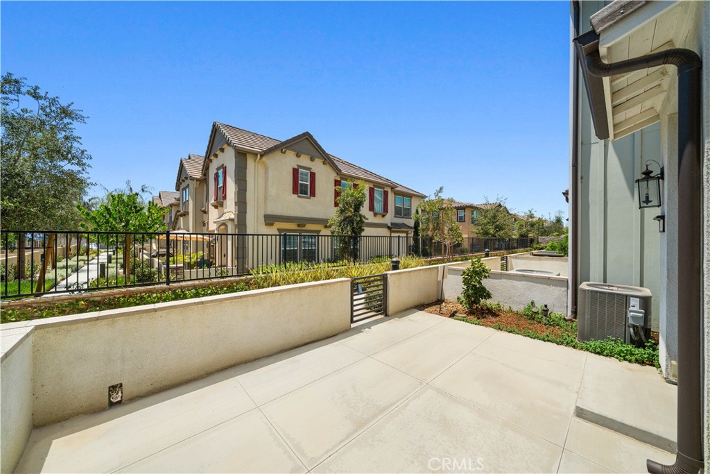4016 E Peony Paseo unit #4