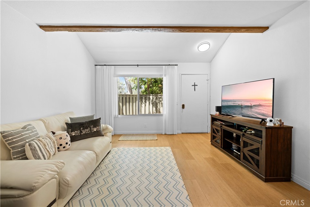 3517 Eucalyptus St