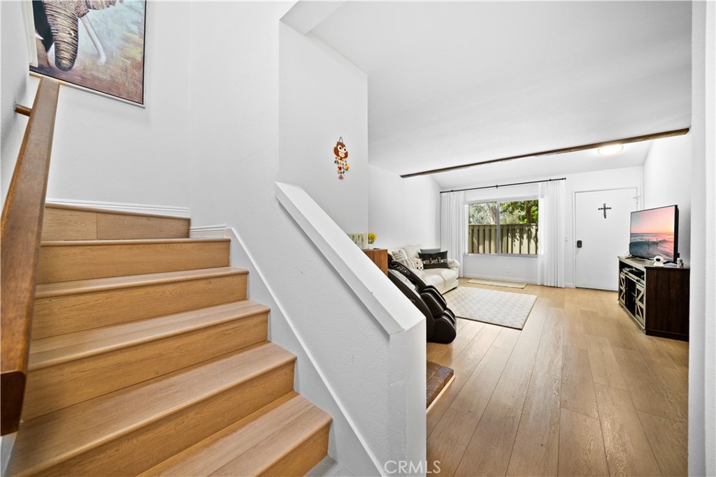 3517 Eucalyptus St