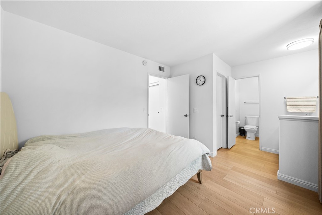 3517 Eucalyptus St