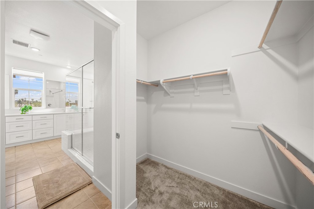 155 W LA PALMA Avenue 2