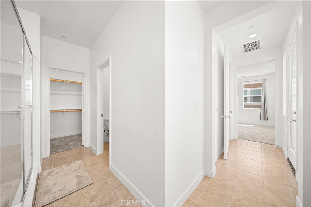 155 W LA PALMA Avenue 2