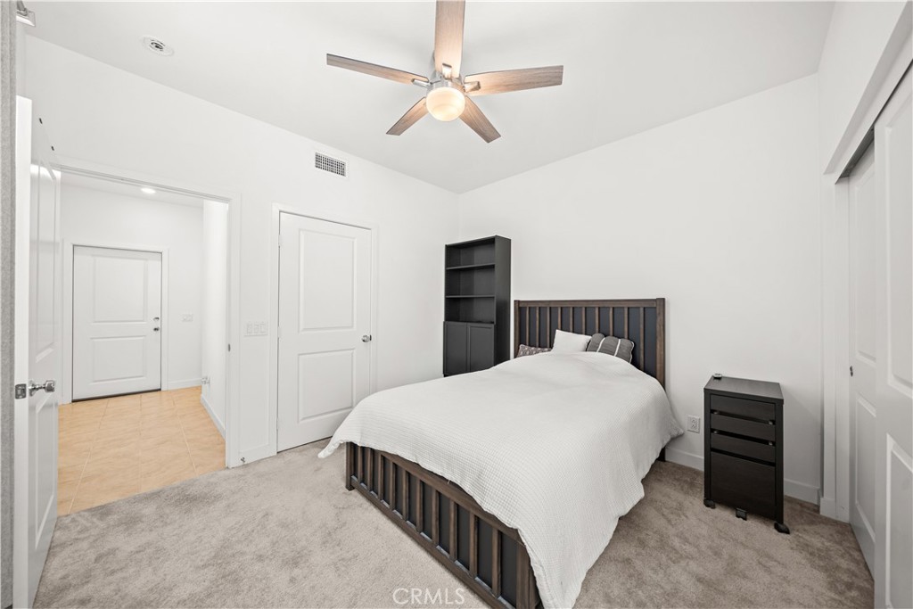 155 W LA PALMA Avenue 2