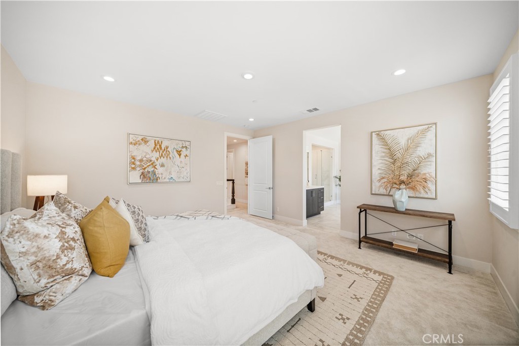 270 Burwood