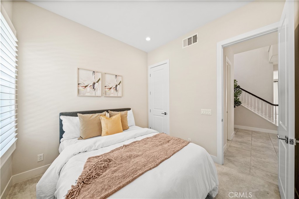 270 Burwood
