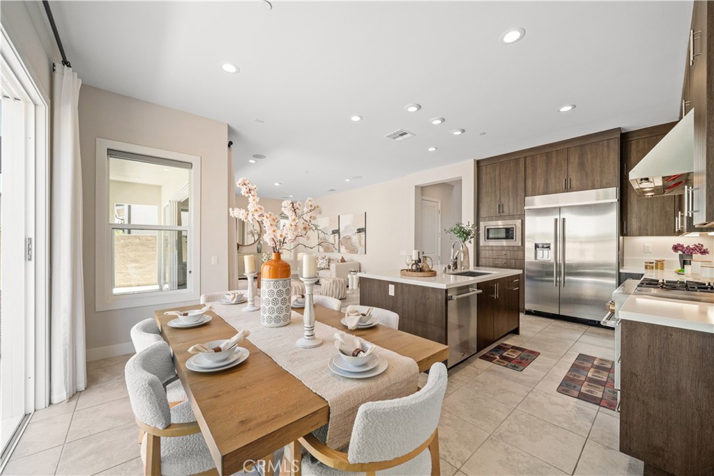 270 Burwood