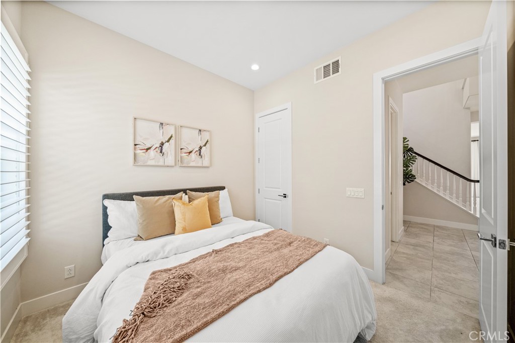 270 Burwood