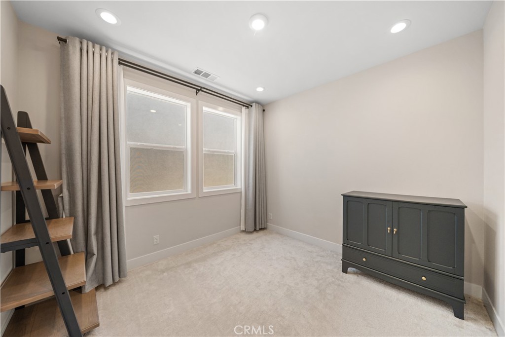 270 Burwood