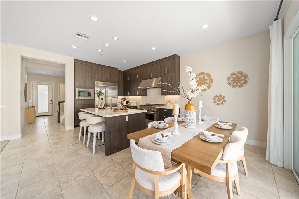 270 Burwood