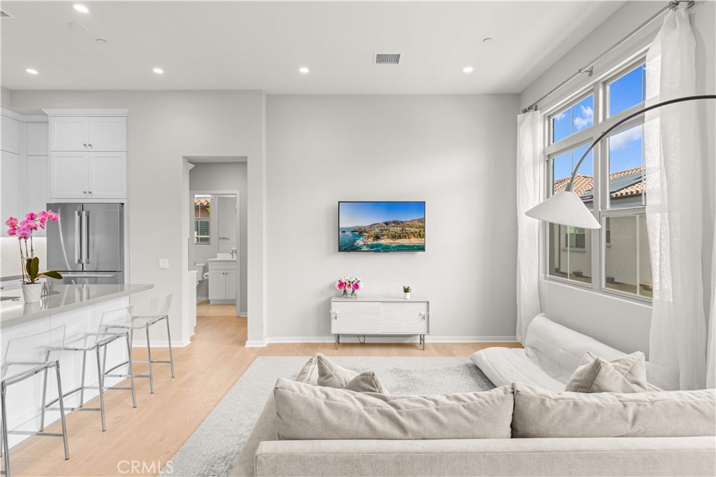 144 Sunnyside